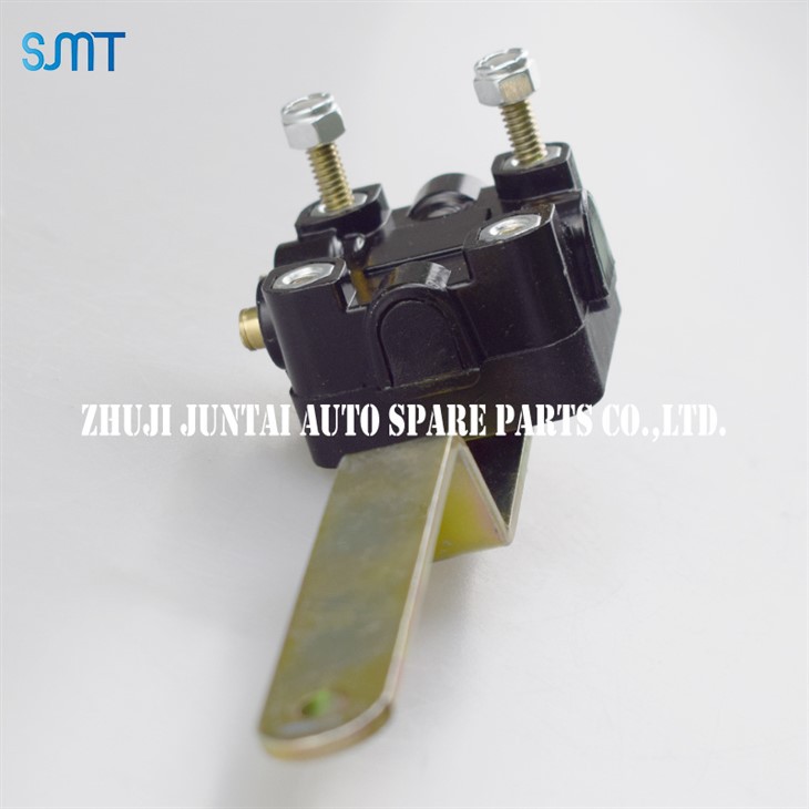 LV2261 Height Control Valve high quality